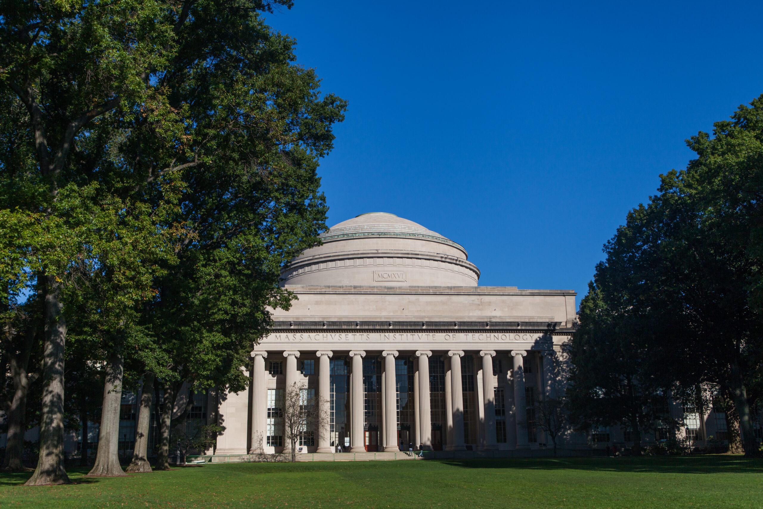 Massachusetts Institute of Technology